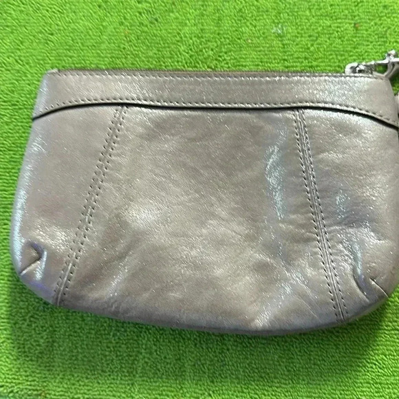 Coach clutch purse - Picture 6 of 6